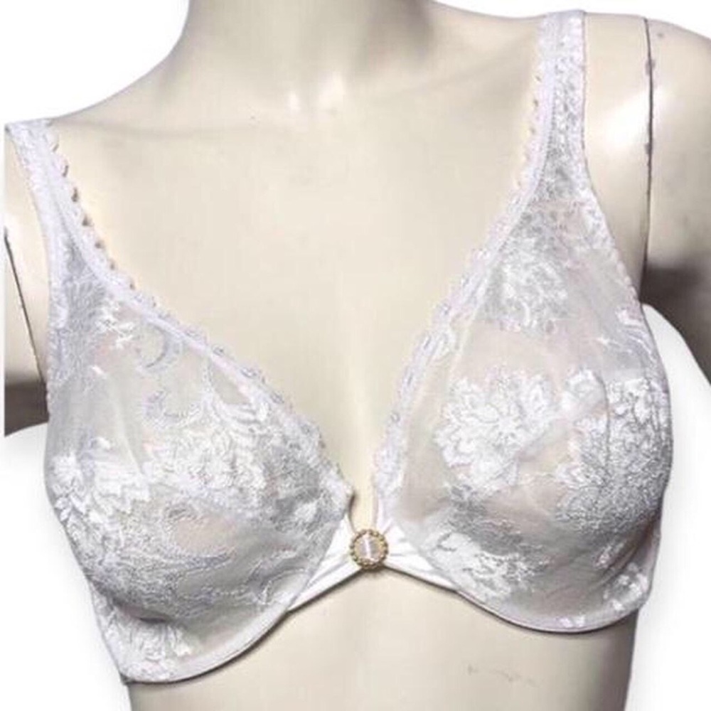 Vintage Angelic White Floral Lace Underwire Bra 38C